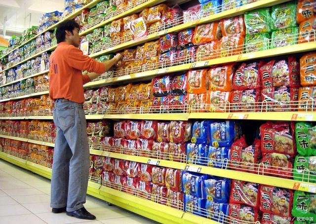 方便食品進(jìn)入熱銷(xiāo)時(shí)期，供不應(yīng)求狀況持續(xù)
